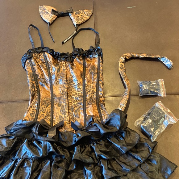 Women Halloween Cat costume - Picture 2 of 3